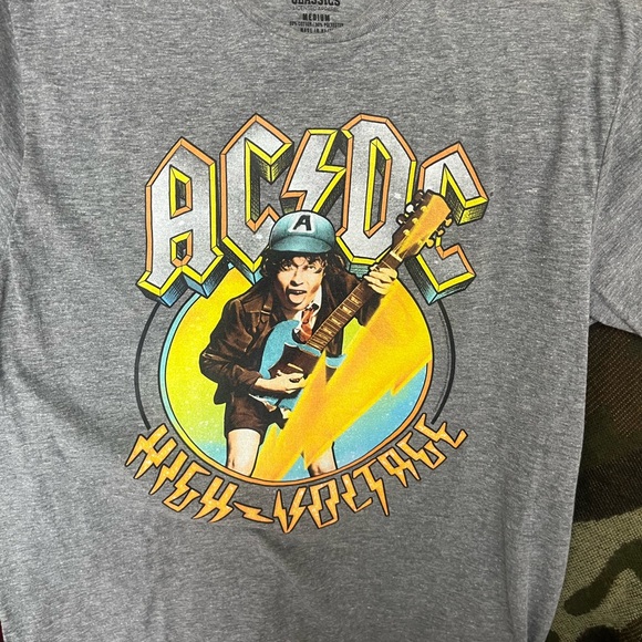 AC DC t-shirt - Picture 2 of 4